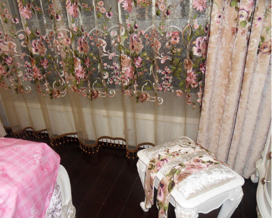 奢華風(fēng)窗簾